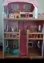Casa delle bambole in legno Eurekakids con mobili