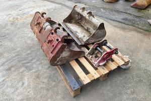 Attacco rapido Klac con 3 benne per miniescavatore