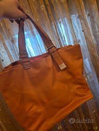 borsa Fergi- Colore arancio corallo