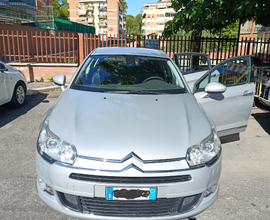 Citroen C5 exclusive berlina mai incidentata