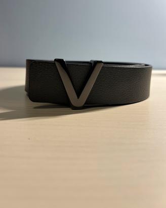 CINTA VALENTINO