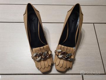 Scarpe eleganti Casadei con tacco in vernice