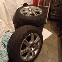 Ruote pneumatici cerchi in lega SEAT 185/60/r15  