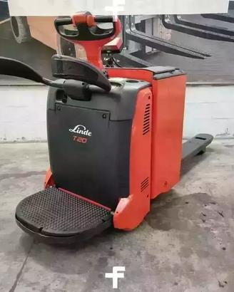 Transpallet elettrico con pedana Linde T20 AP.
