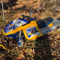 Motoslitta ski-doo summit xrs