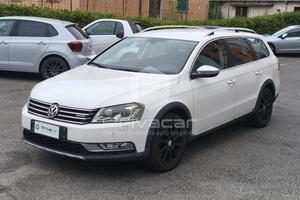 VOLKSWAGEN Passat Alltrack 2.0 TDI DSG 4motion Blu