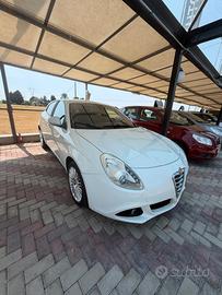 Alfa Romeo Giulietta 1.6 JTDm-2 105 CV Exclusive