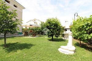 3 LOCALI A JESOLO