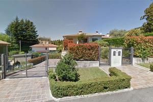Villa a Carvico