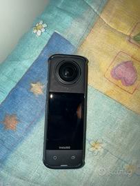 INSTA360 X4 PERFETTA + LENTI PROTETTIVE + BATTERIA