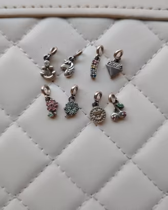  ciondoloi pandora mini me per orecchini