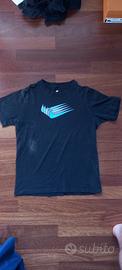 Maglia Nike nera taglia M