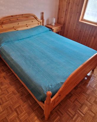 Letto matrimoniale  in Abete Chiaro