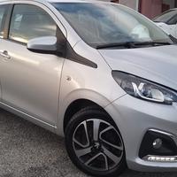 PEUGEOT 108 ALLURE 5 Porte 70 CV NEOPATENTATI