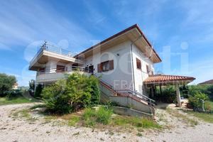 Villetta quadrifamiliare Corropoli