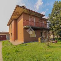 VILLA SINGOLA A GAVARDO