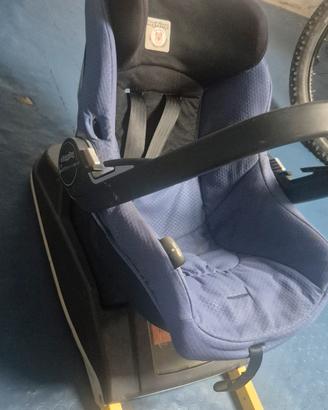 ovetto per macchina con base isofix 
