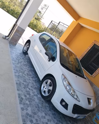 Peugeot 207 Limited Edition 1.6 HDI 85 Kw 115 cv 