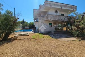 VILLA SINGOLA A PORTO CESAREO