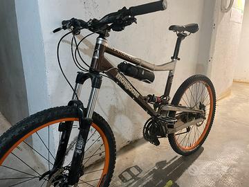 Mountain bike full suspendion mongoose