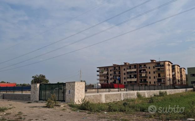 Piazzale in zona produttiva