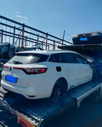 RICAMBI USATI RENAULT MEGANE SPORTER ANNO 2017