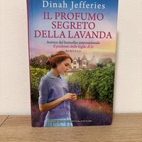 Libro Il profumo segreto della lavanda