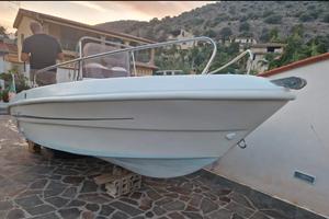 Barca open Beluga 5 MT