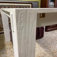 Tavolo in legno per interno