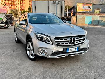 Mercedes GLA 220d Premium Sport 177CV