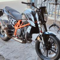 KTM 690 Duke - 2012