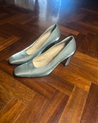 Scarpe eleganti da cerimonia come nuove