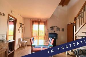 Appartamento di 113 m² con più di 5 locali e box a