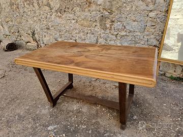 tavolo in legno arte povera