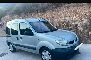 RENAULT Kangoo 1.5 dCi/65CV 4p. Authentique