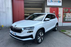 Skoda Karoq 1.5 tsi Executive dsg unipr. TETTO GAR