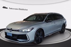 VOLKSWAGEN Passat 1.5 etsi act r-line 150cv dsg