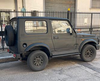 Suzuki samurai