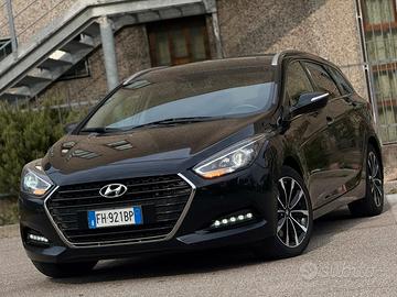 Hyundai i40 Wagon 1.7 CRDi 141 CV Comfort..CELL 32