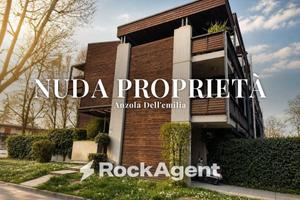 Appartamento di 173 m² con 5 locali e box auto a A