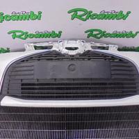 PARAURTI ANTERIORE PER TOYOTA YARIS P13 2018