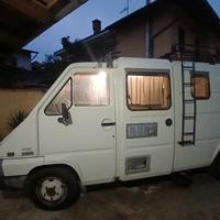  renault master 2.3aspirato anno 1985 camper puro 
