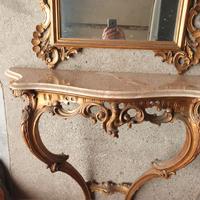 Consolle con specchiera .