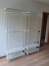 due mobili ingresso attaccapanni ikea