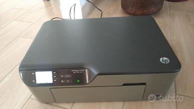 Stampante e scanner HP Deskjet 3070A