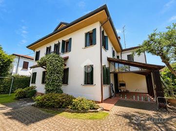 CASA SEMINDIPENDENTE A VENEZIA