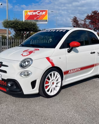 Abarth 595 1.4 Turbo T-Jet 180 CV Esseesse