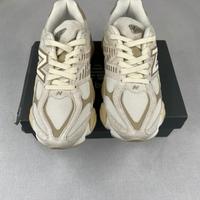 New Balance 9060 Beige N.43