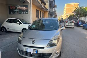 Renault Scénic X-Mod 1.9 dCi 130 7 posti