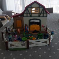 Playmobil "Maneggio dei pony"